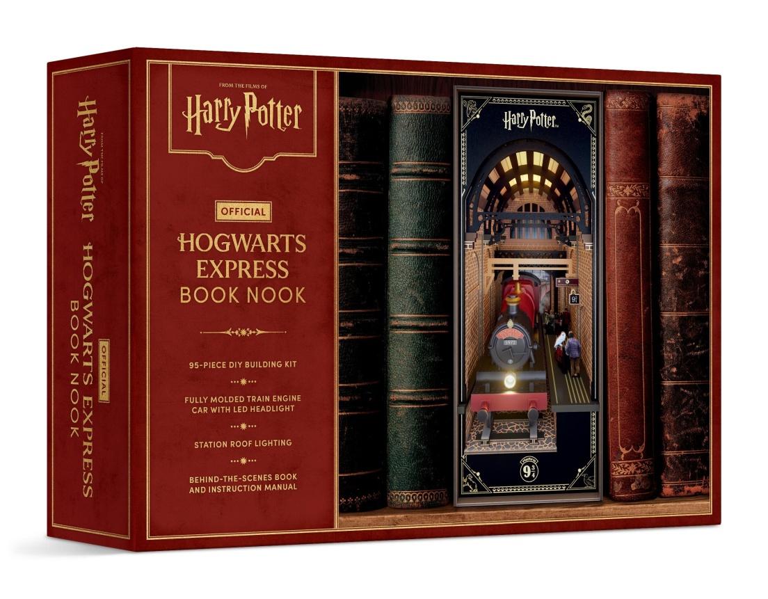 Harry Potter: Hogwarts Express Book Nook (With Lights!)