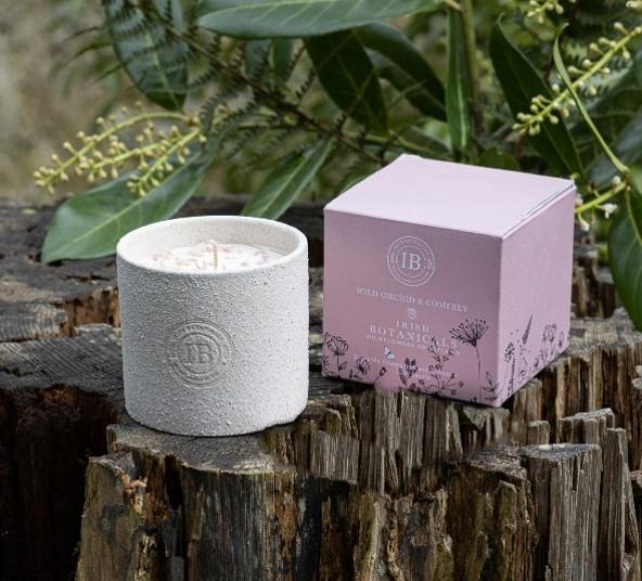 Irish Botanicals WILD ORCHID & COMFREY Candle
